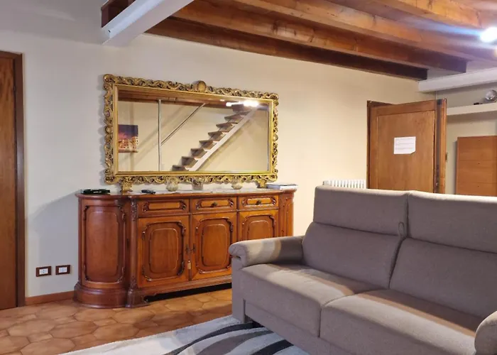 Via Duomo Daire Verona